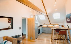 Photo of 1 Bed in Tenby