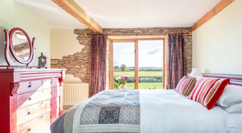 Photo of 4 Bed in West Stour