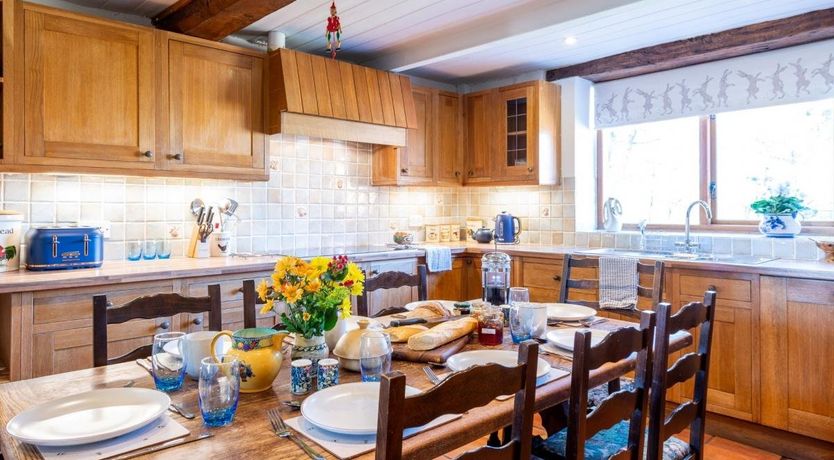 Photo of 4 Bed in West Stour