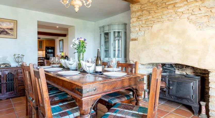 Photo of 4 Bed in West Stour