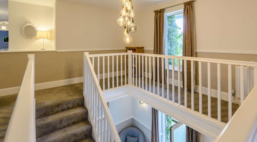 Photo of 7 Bed in Bideford