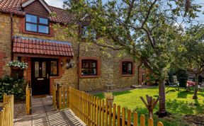 Photo of 3 Bed in Crewkerne