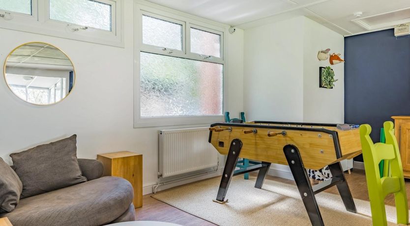 Photo of 4 Bed in Minehead