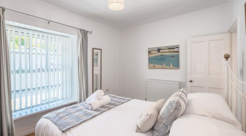 Photo of 2 Bed in Aberdovey