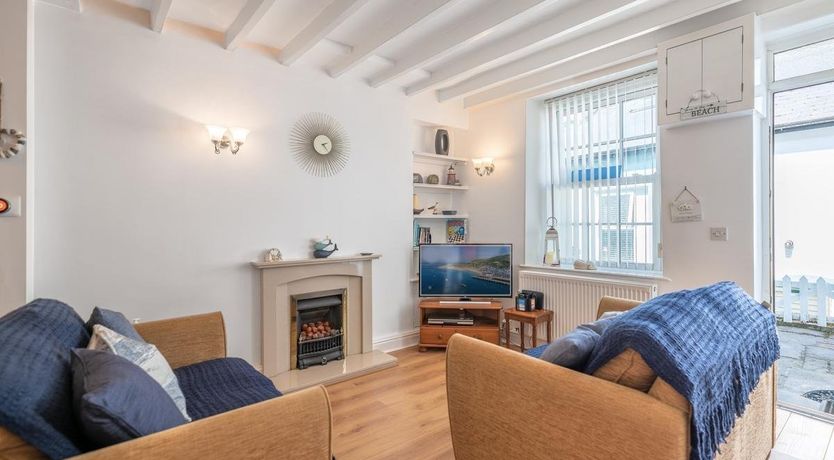 Photo of 2 Bed in Aberdovey