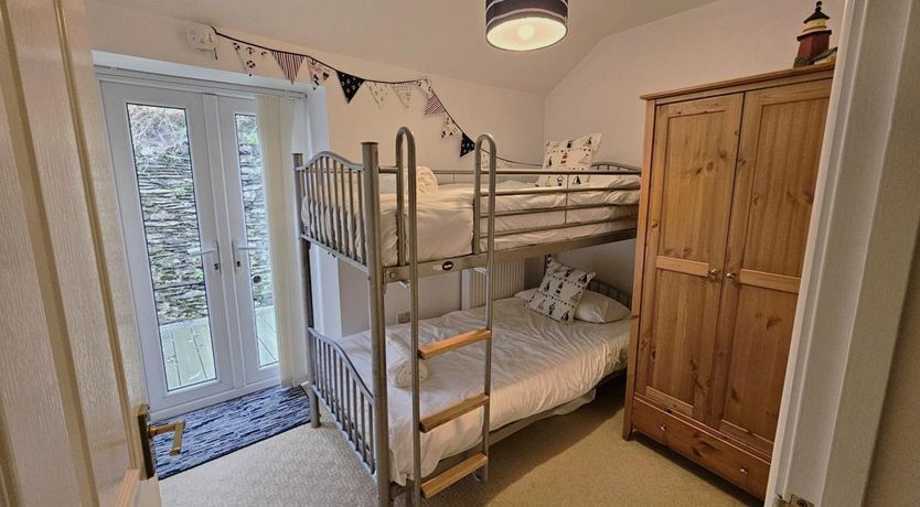 Photo of 2 Bed in Aberdovey