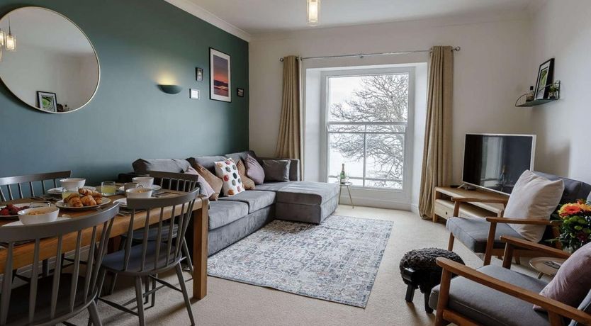 Photo of 3 Bed in Tenby