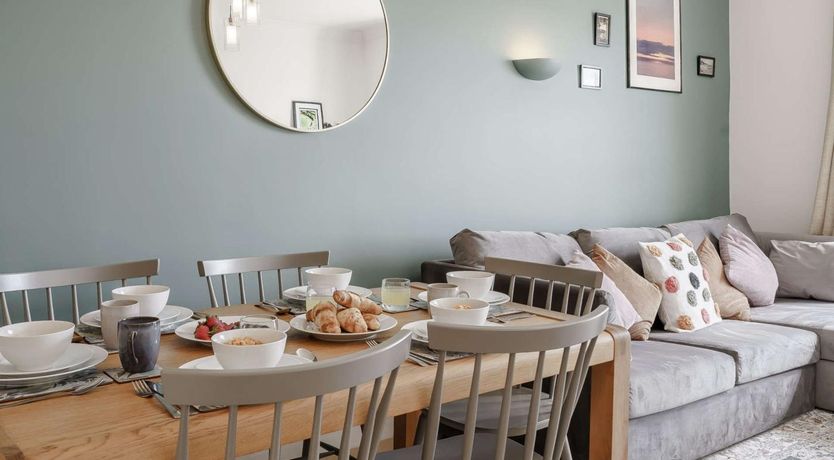 Photo of 3 Bed in Tenby