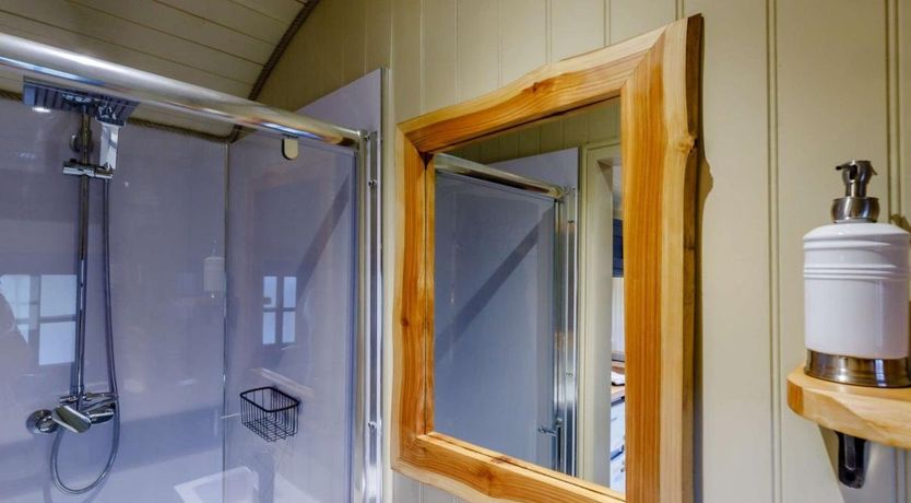 Photo of 1 Bed in Bream