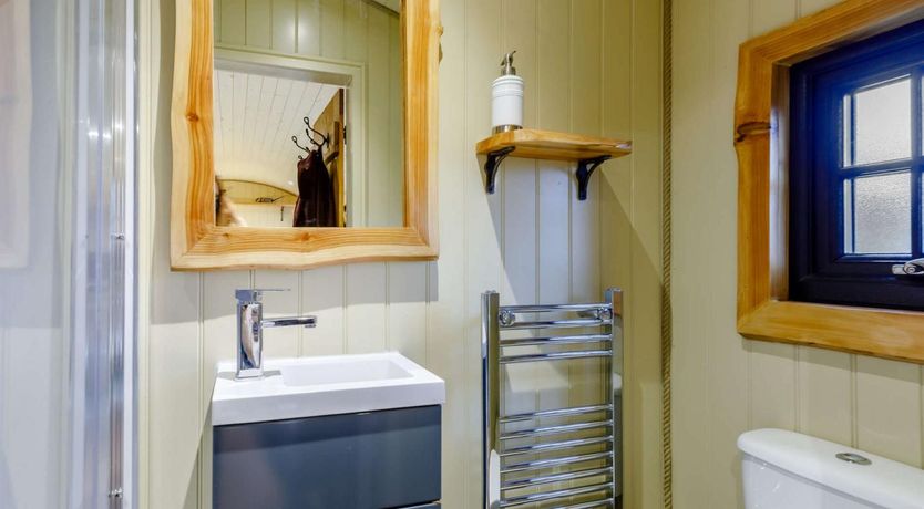 Photo of 1 Bed in Lydney