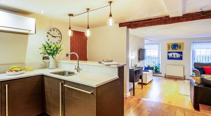 Photo of 2 Bed in Bradley