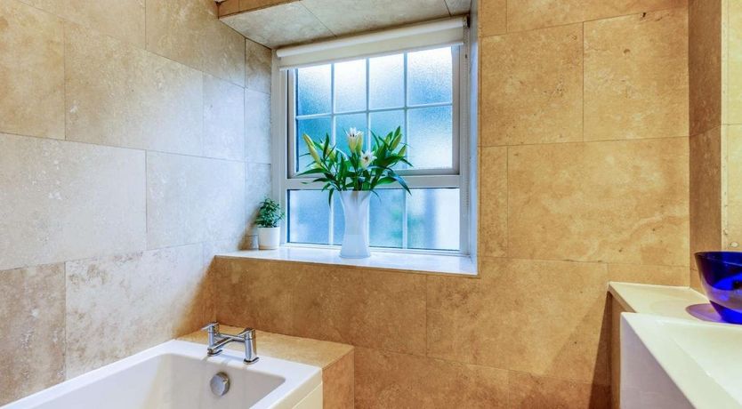 Photo of 2 Bed in Bradley