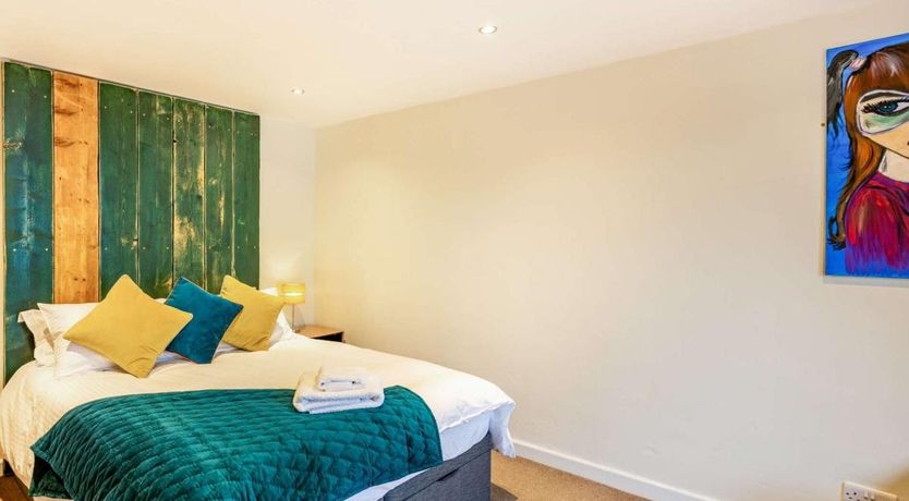 Photo of 2 Bed in Bradley