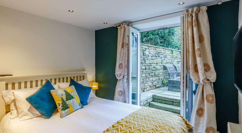 Photo of 2 Bed in Bradley