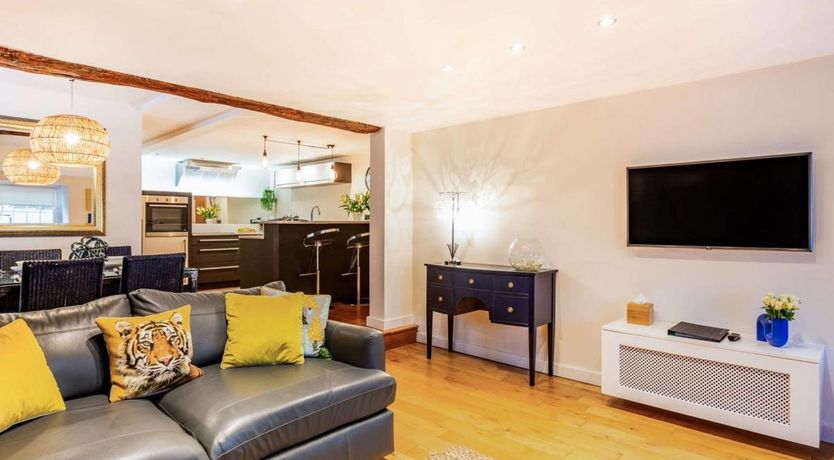 Photo of 2 Bed in Bradley