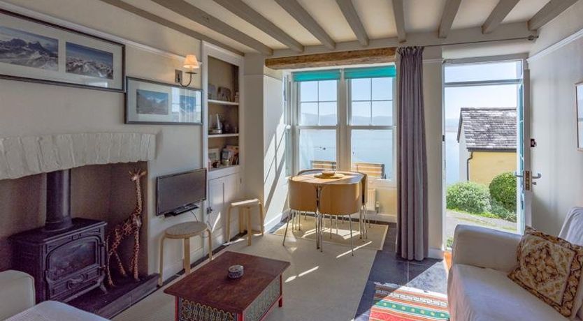 Photo of 2 Bed in Aberdovey