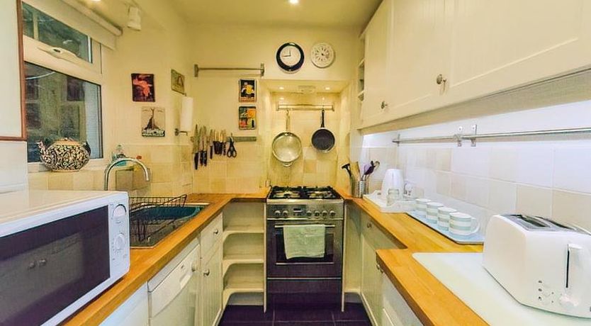 Photo of 2 Bed in Aberdovey