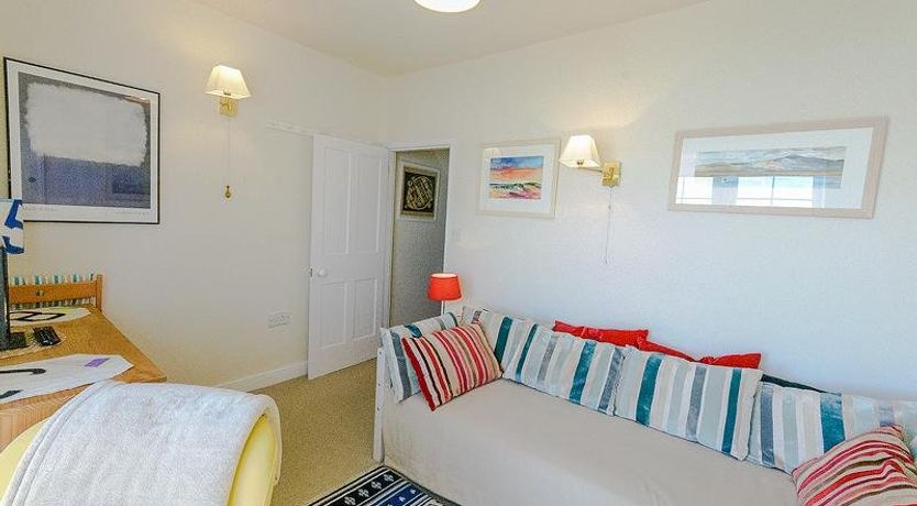 Photo of 2 Bed in Aberdovey