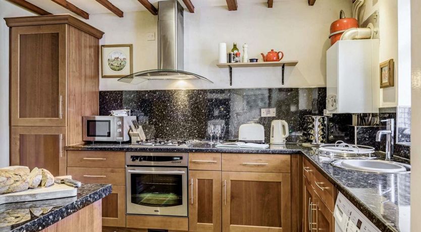 Photo of 2 Bed in Llangattock