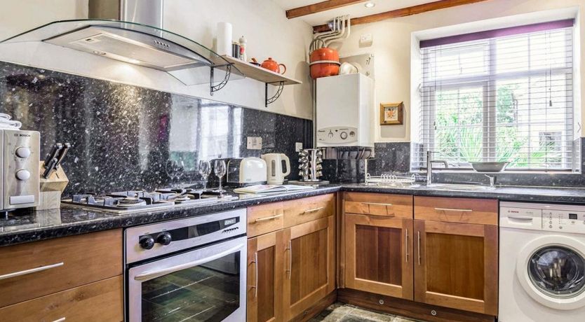 Photo of 2 Bed in Llangattock