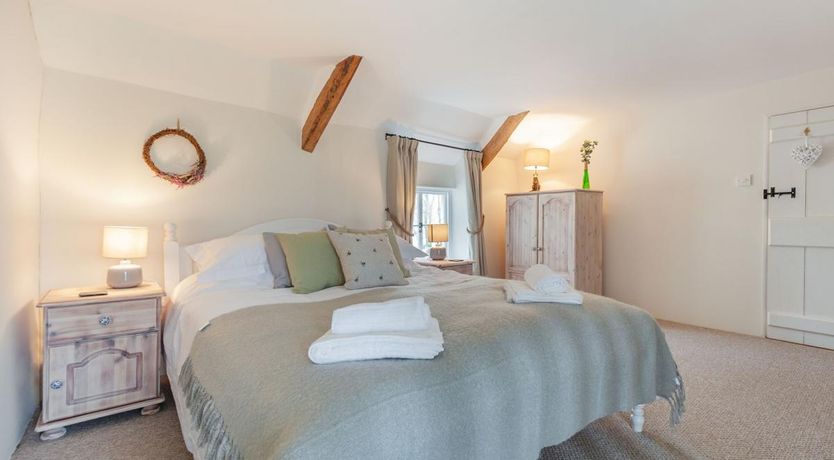 Photo of 2 Bed in South Molton