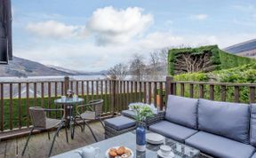 Photo of 5 Bed in Fearnan