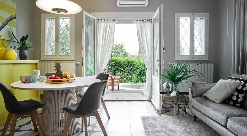 Photo of Ode To Retro