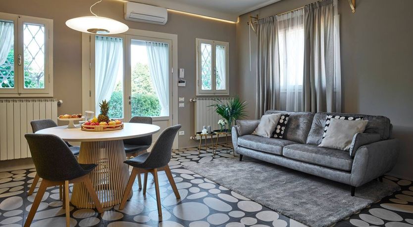 Photo of Ode To Retro