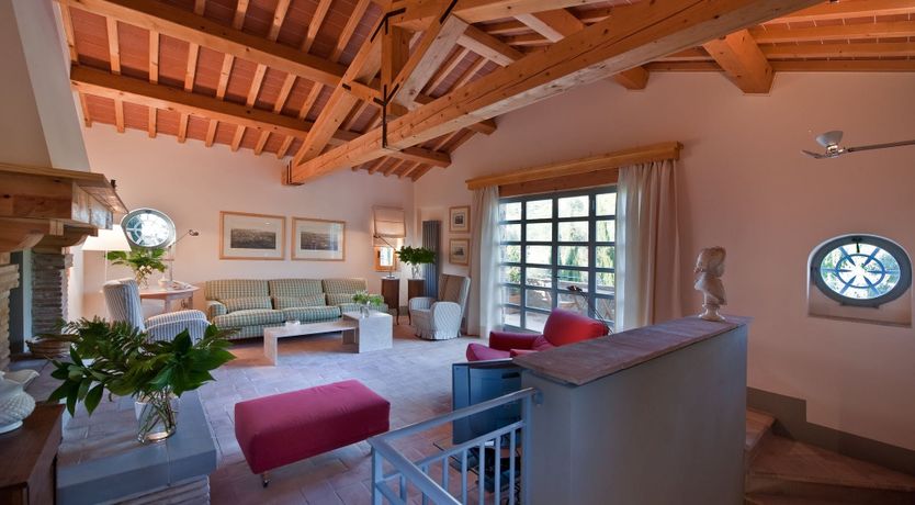 Photo of Nearest & Dearest