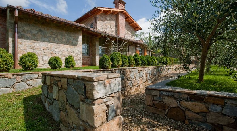 Photo of Nearest & Dearest