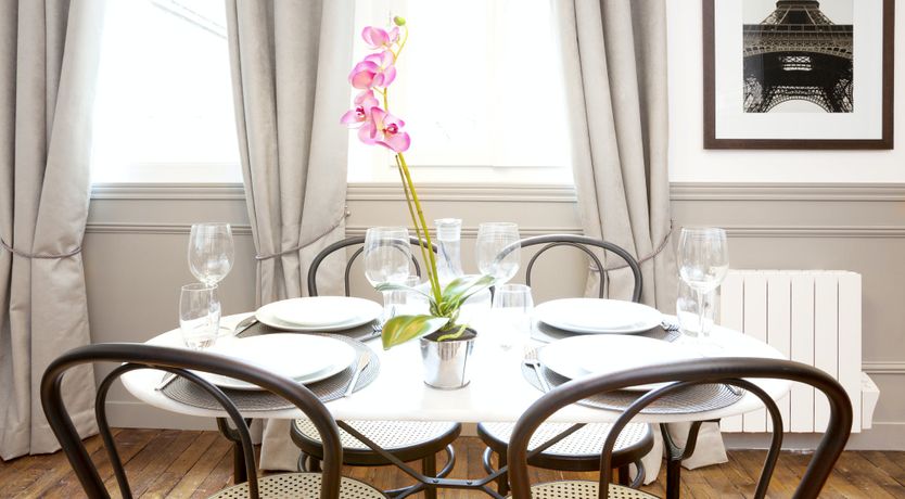 Photo of A Picture Of Chic