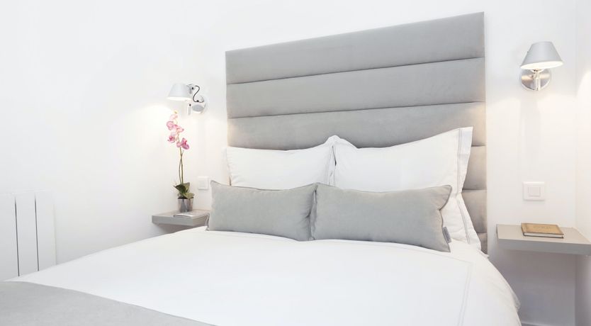 Photo of A Picture Of Chic