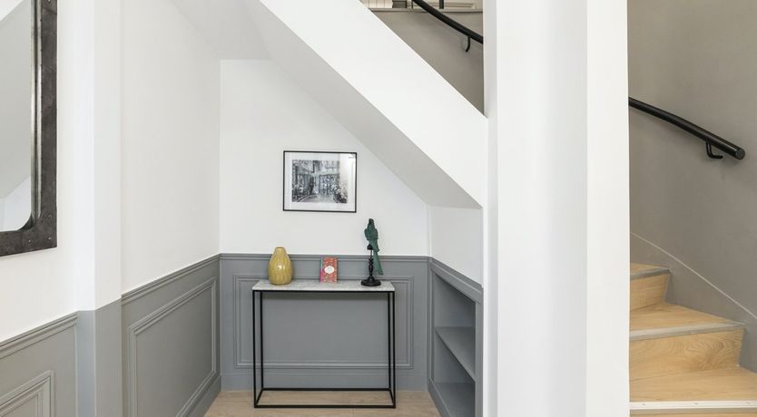 Photo of Monochrome Magnificence