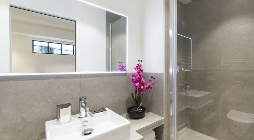 Photo of Les Philosophes