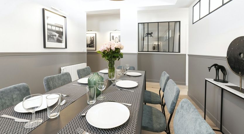 Photo of Les Philosophes