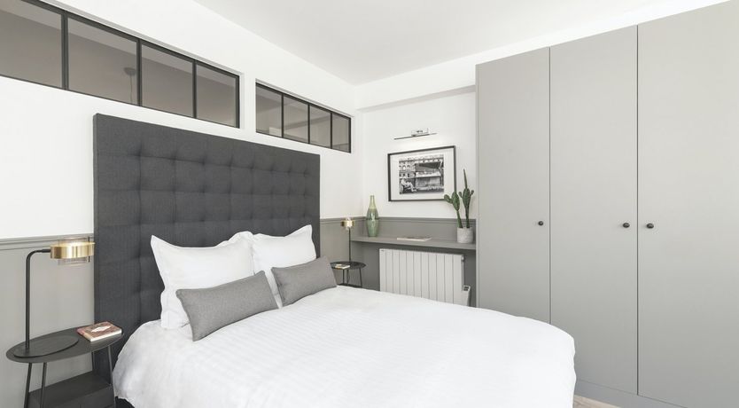 Photo of Les Philosophes