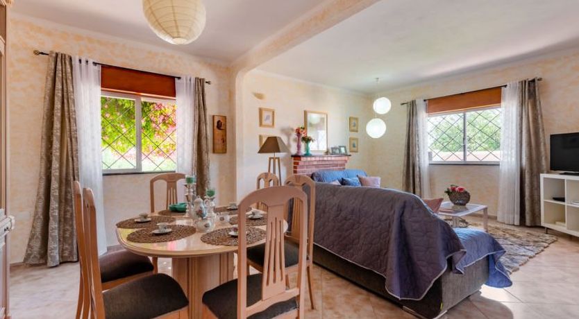 Photo of Isaurinda 1