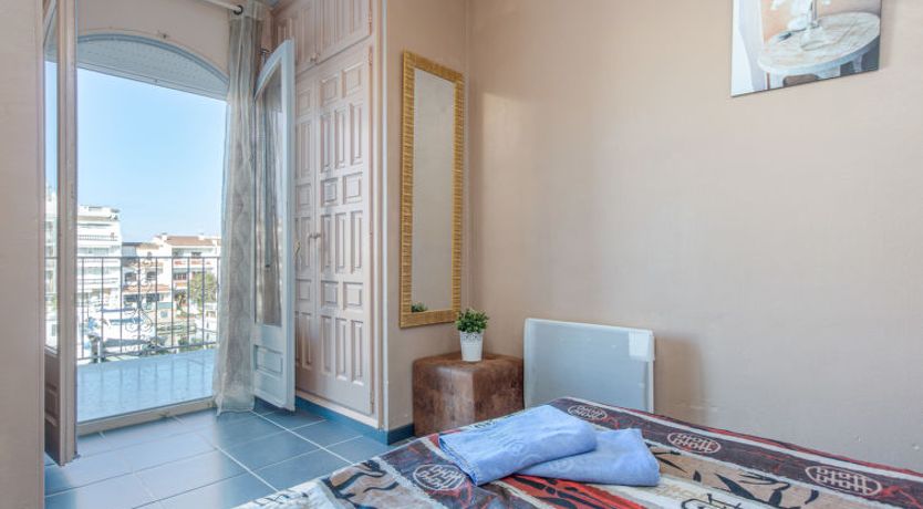 Photo of Port Salins