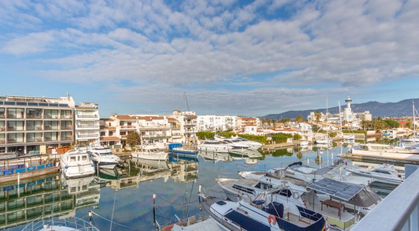 Photo of Port Salins