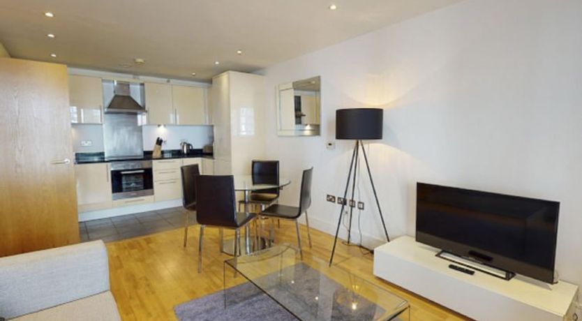 Photo of Indescon court