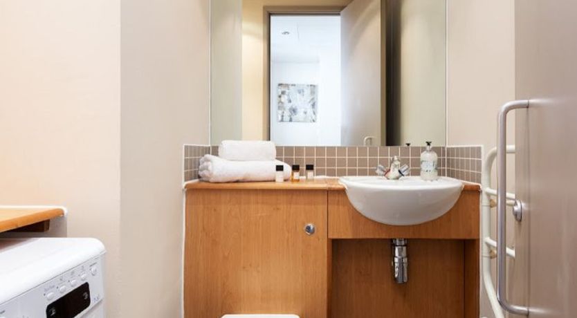 Photo of Lawrence House