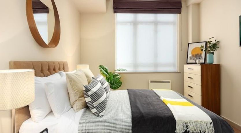 Photo of Lawrence House