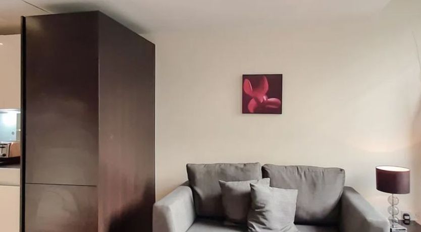 Photo of Lambs Passage