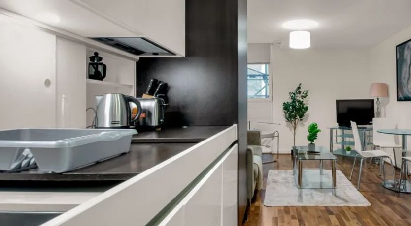 Photo of Lambs Passage