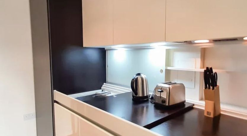 Photo of Lambs Passage