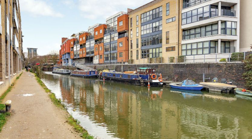 Photo of Indescon court apt