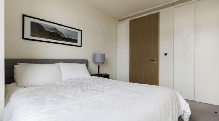 Photo of Liverpool Street, Shoreditch