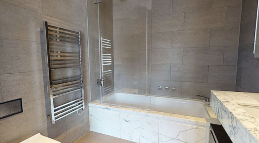 Photo of Liverpool Street, Shoreditch