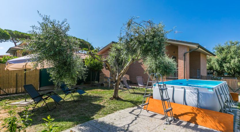 Photo of Dream House