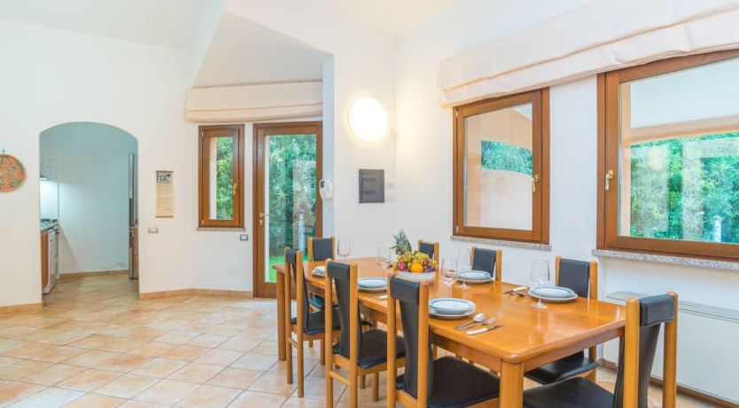 Photo of Rei Sole (REI305)